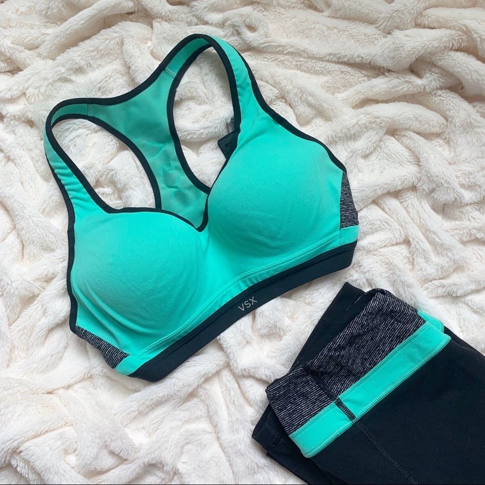 Victoria’s Secret Sports Bra 34C